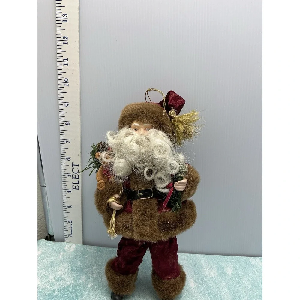 Santa Claus Figurine‎ Ornament 9'